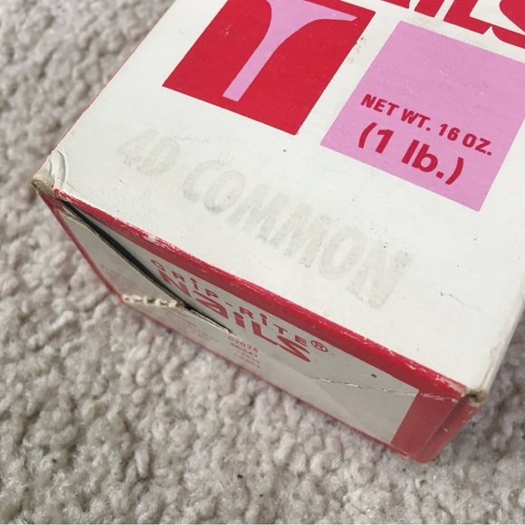 Vintage GRIP-RITE Steel Nails 4d Common 1 1/2” - 1 Pound Mostly Full Box - RARE! - Picture 4 of 12